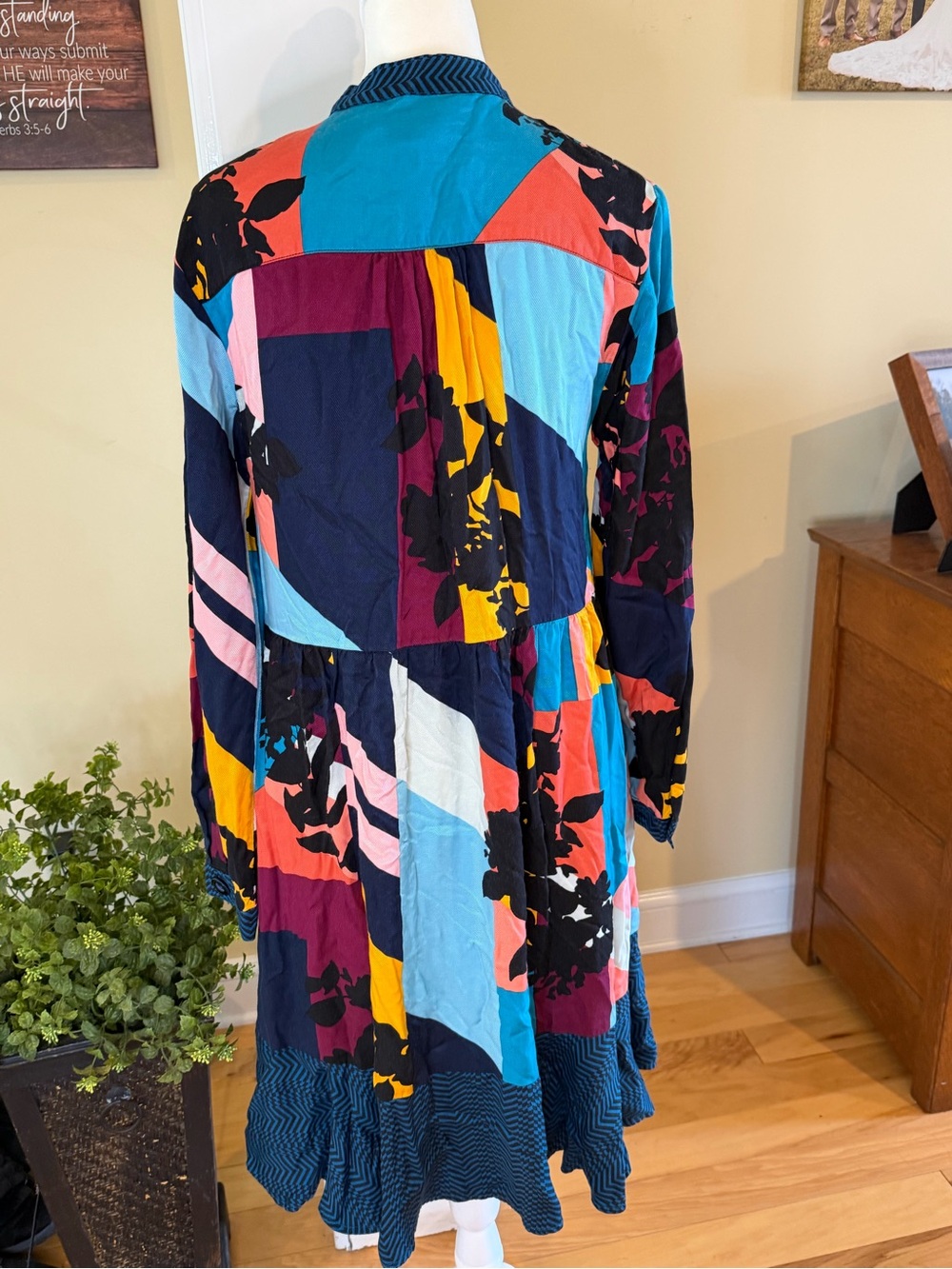 Maeve - Picture 5 of 12